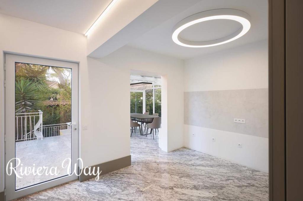 5 room villa in Roquebrune — Cap Martin, 250 m², photo #2, listing #85049832