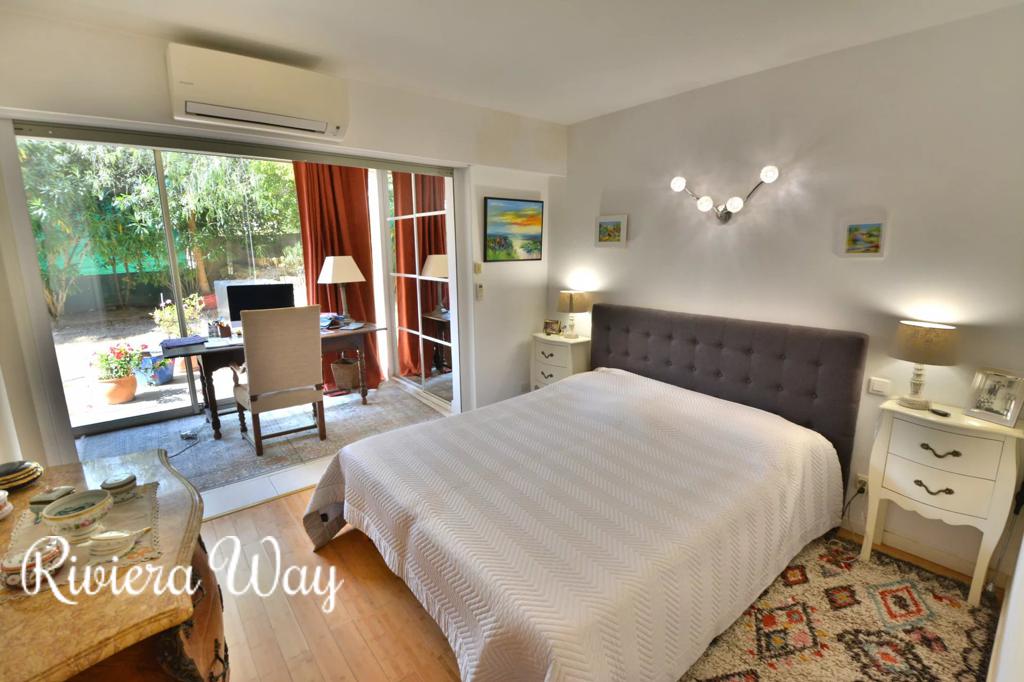 3 room apartment in Antibes, photo #6, listing #103709718