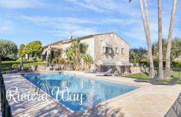 Villa in Fabron, 360 m²