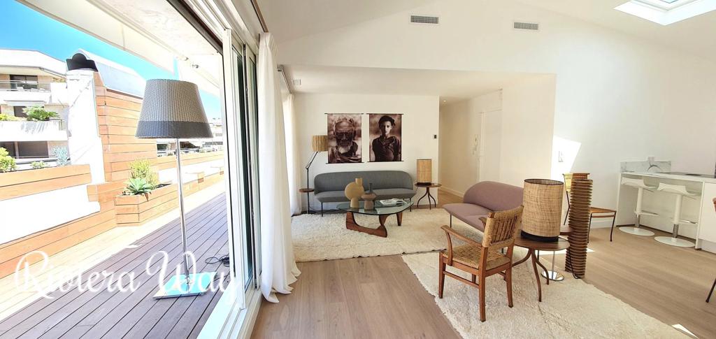 3 room apartment in Boulevard de la Croisette, photo #1, listing #83427708
