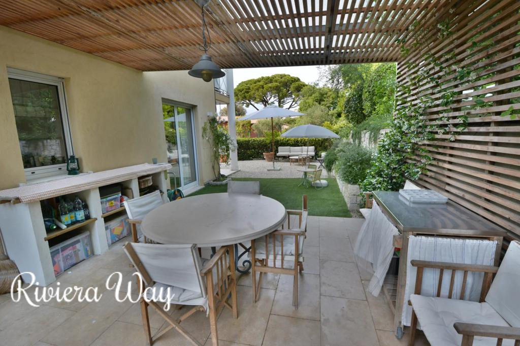3 room apartment in Juan-les-Pins, photo #9, listing #103236966