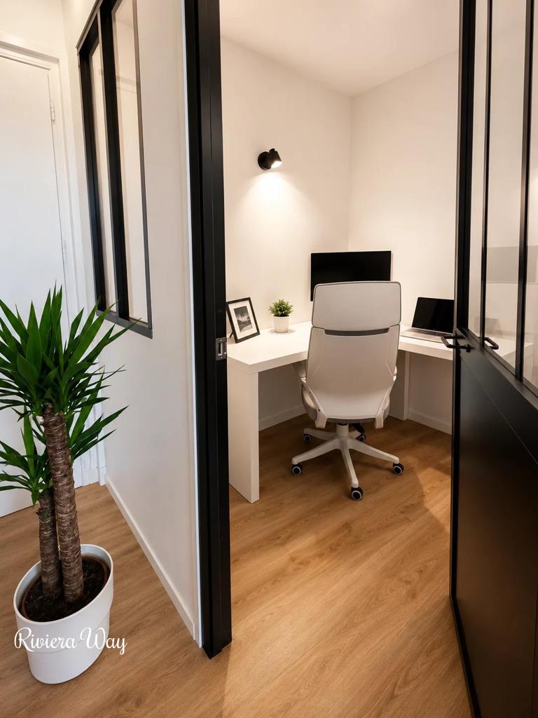 3 room apartment in Antibes, photo #9, listing #106488648