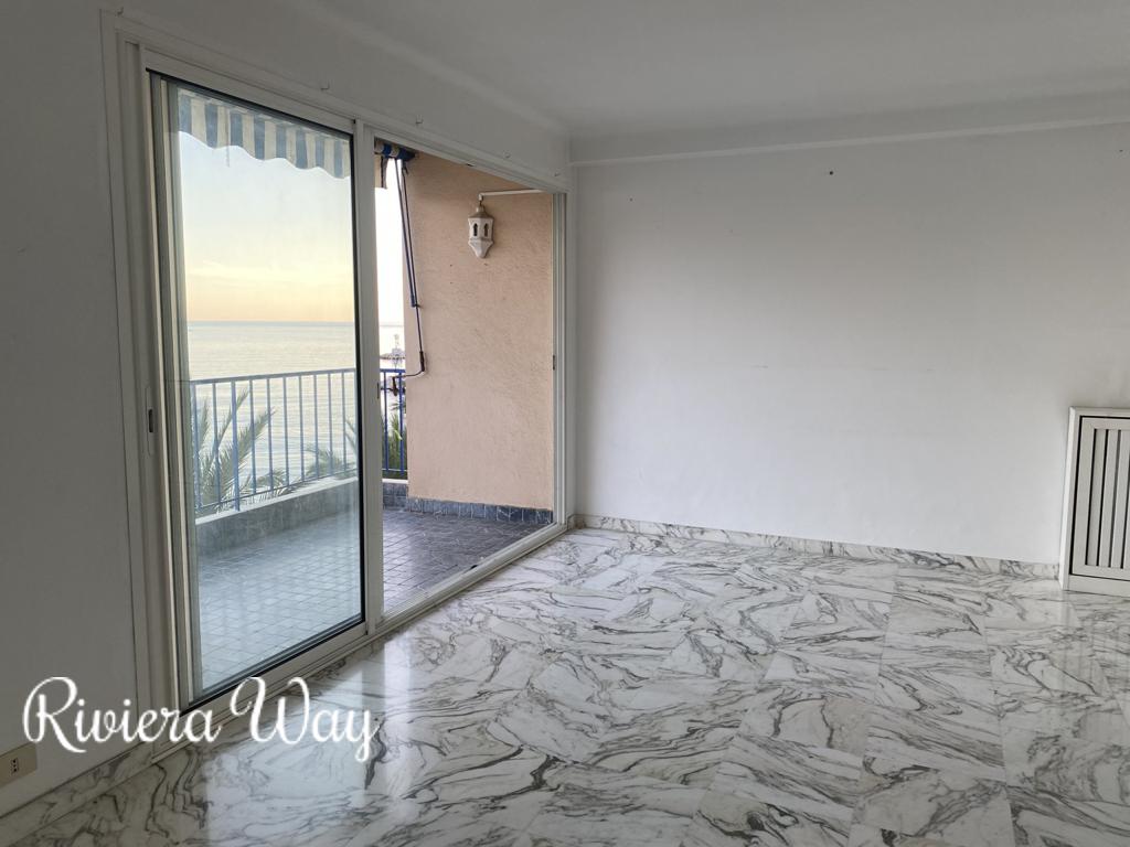3 room apartment in Villefranche-sur-Mer, photo #7, listing #91612416