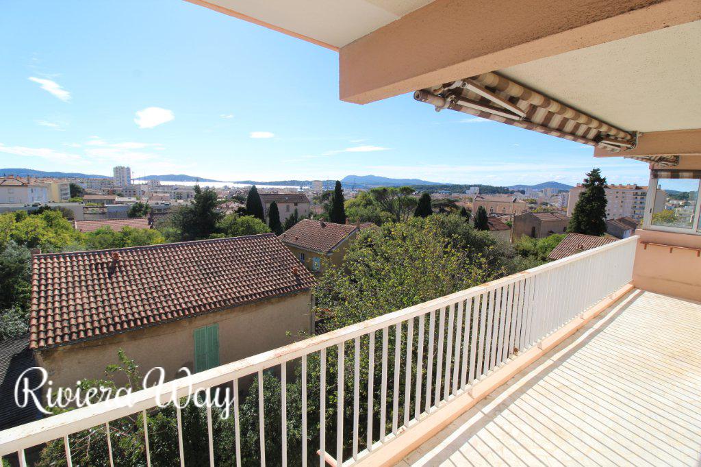 Apartment in Toulon, 89 m², photo #1, listing #80750166