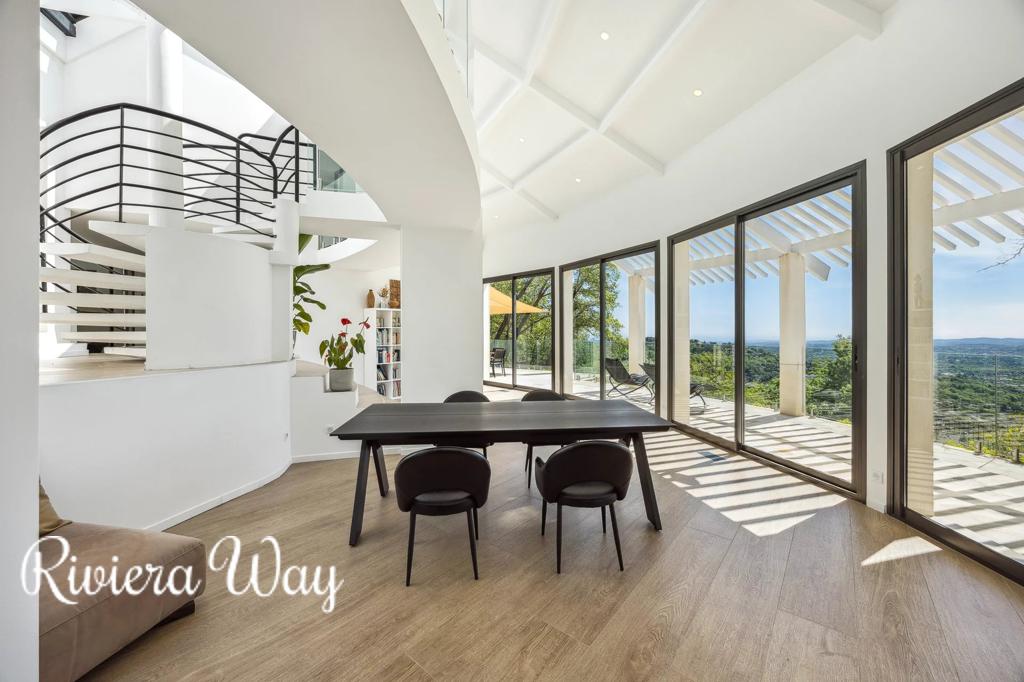 6 room villa in Grasse, photo #9, listing #102918354