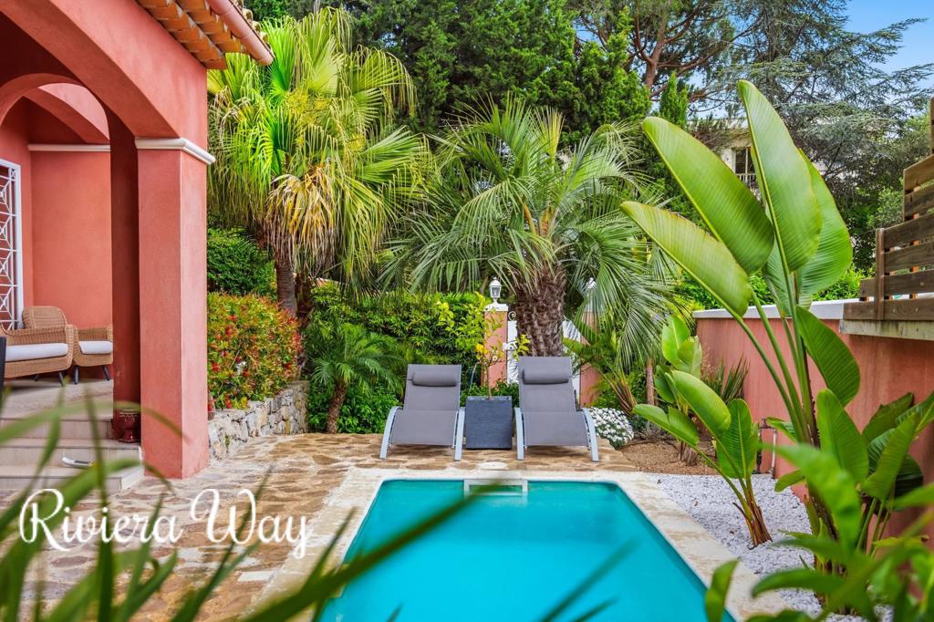 5 room villa in Le Cannet, photo #4, listing #106401750