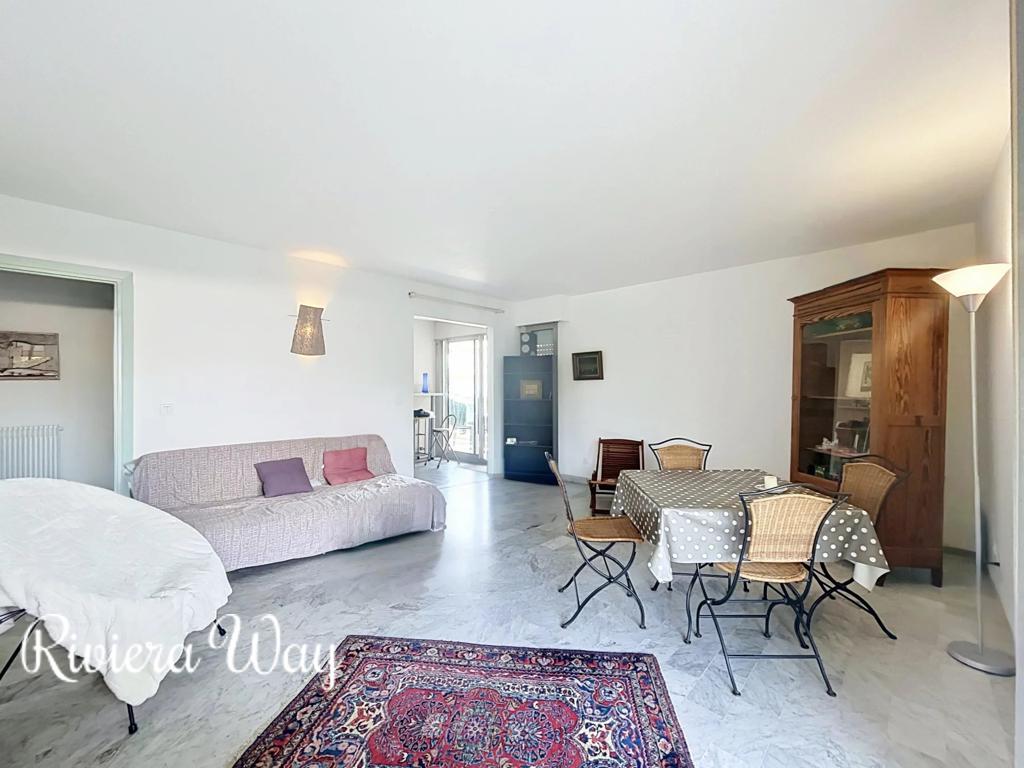 3 room apartment in Antibes, photo #4, listing #106185366