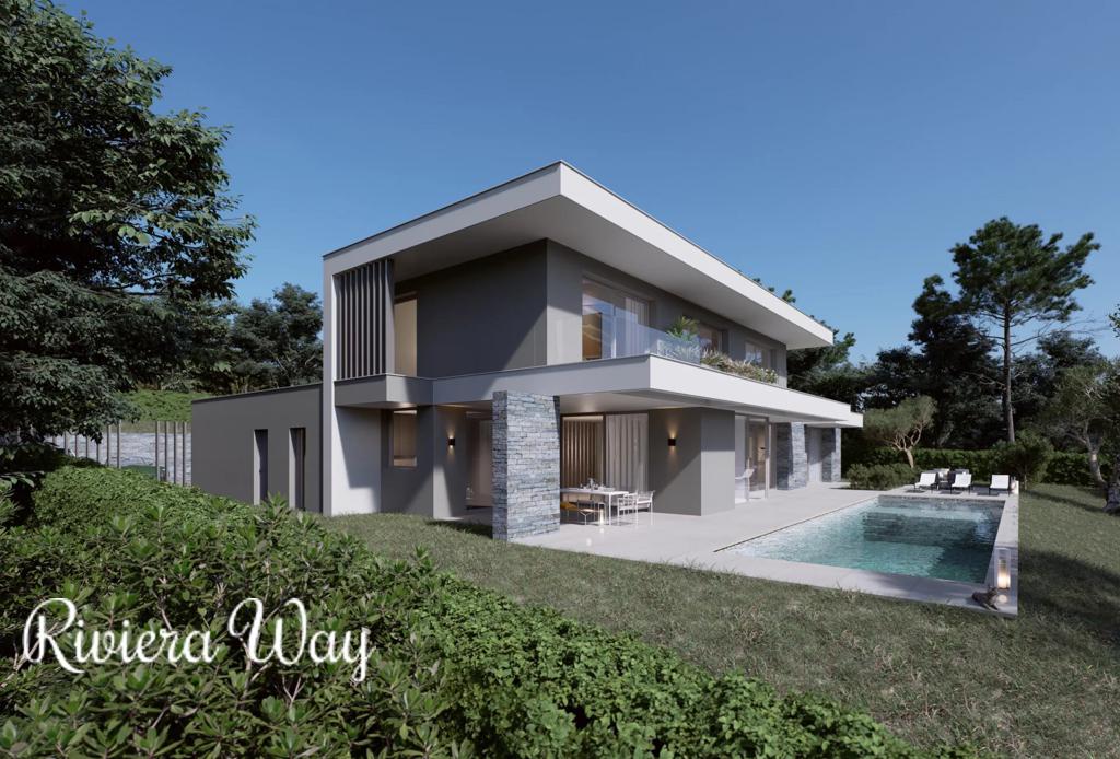 Development land in Tourrettes-sur-Loup, photo #1, listing #103254900