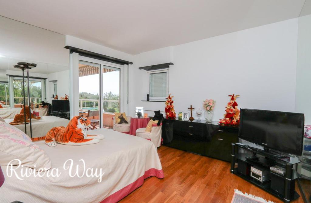 Apartment in Roquebrune — Cap Martin, 93 m², photo #8, listing #73844442