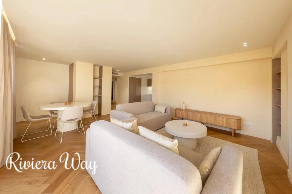 4 room apartment in Antibes, photo #4, listing #105001806