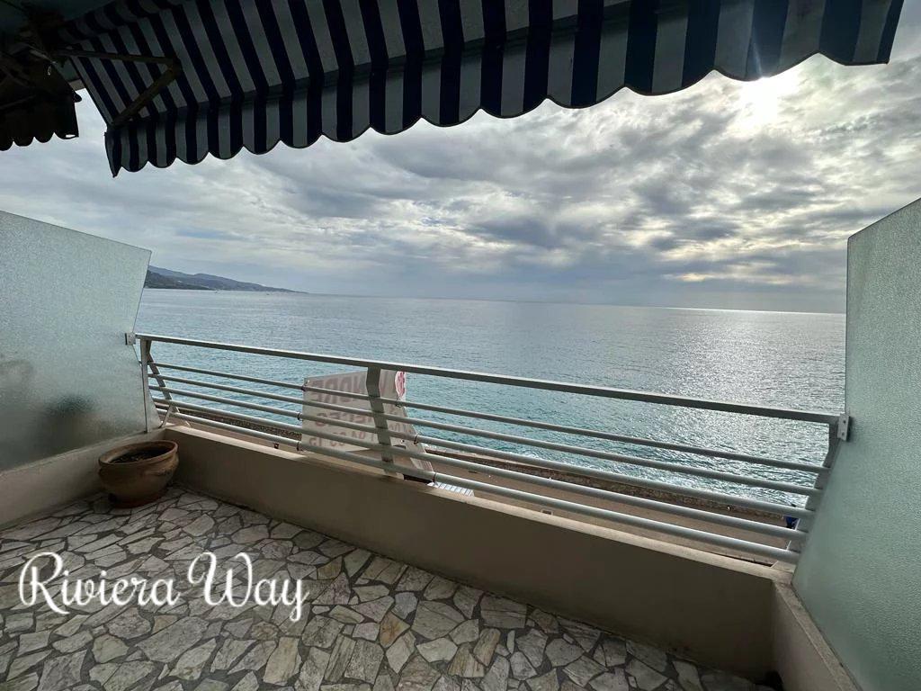 3 room apartment in Menton, photo #7, listing #96063156