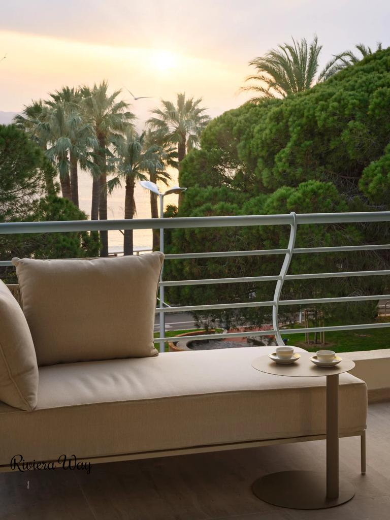 2 room apartment in Boulevard de la Croisette, photo #5, listing #105750876