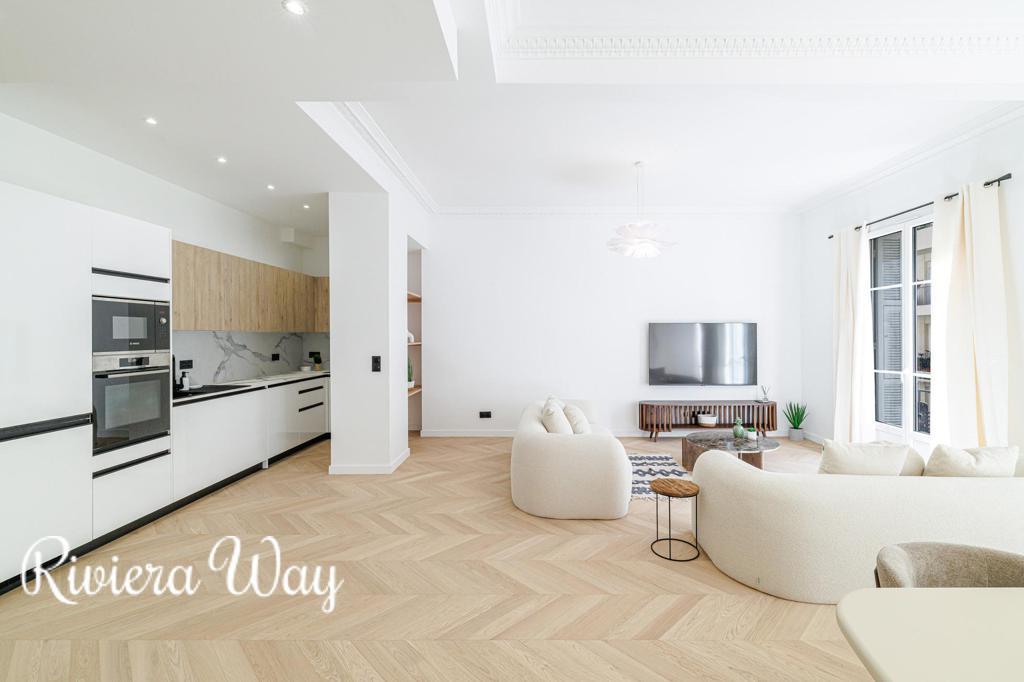 4 room apartment in Le Carré d'Or, 120 m², photo #2, listing #106035678