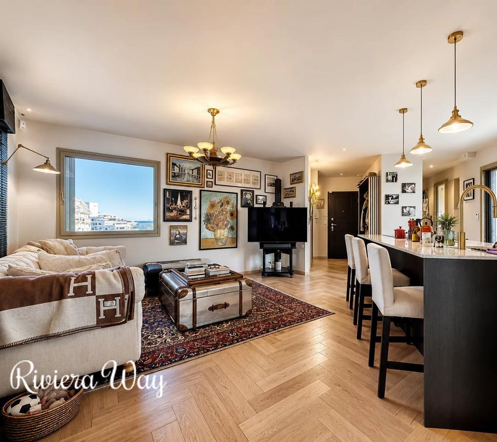 3 room apartment in Antibes, photo #2, listing #105321720