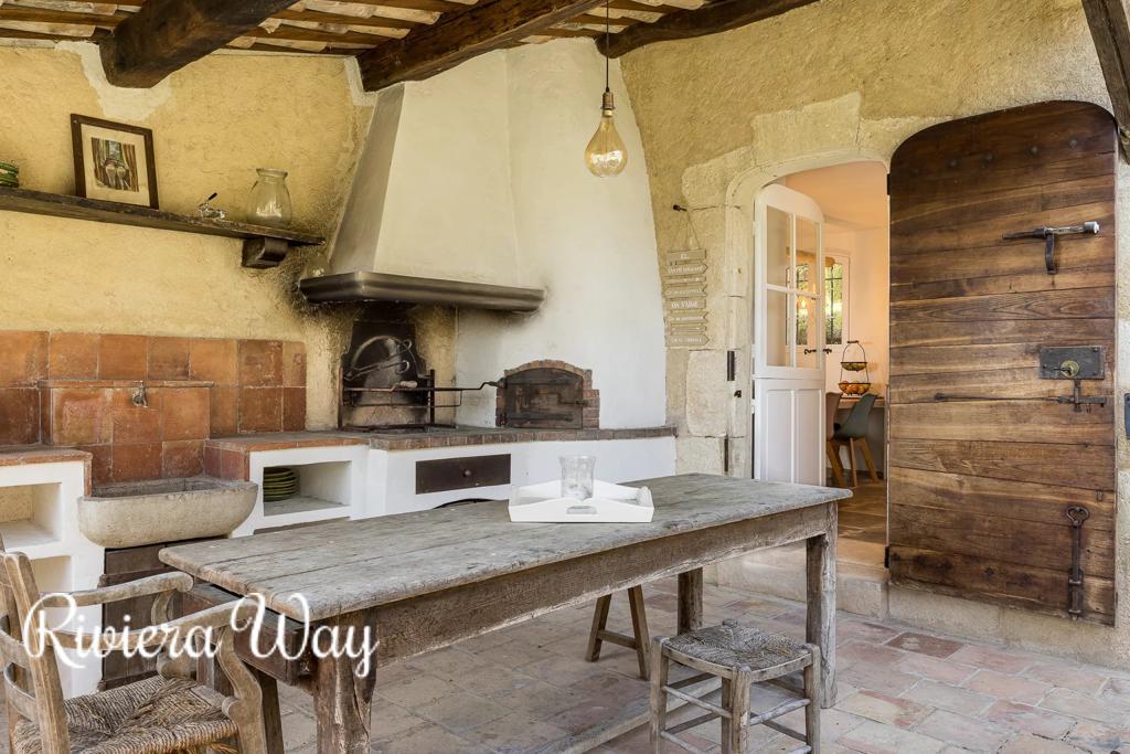 8 room villa in Mougins, photo #1, listing #88511178