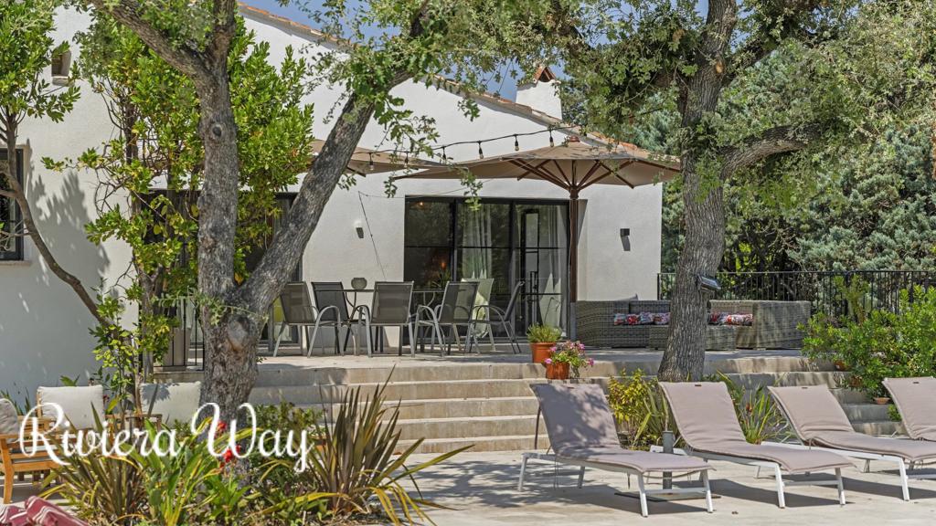 10 room villa in Grimaud, photo #6, listing #104001870