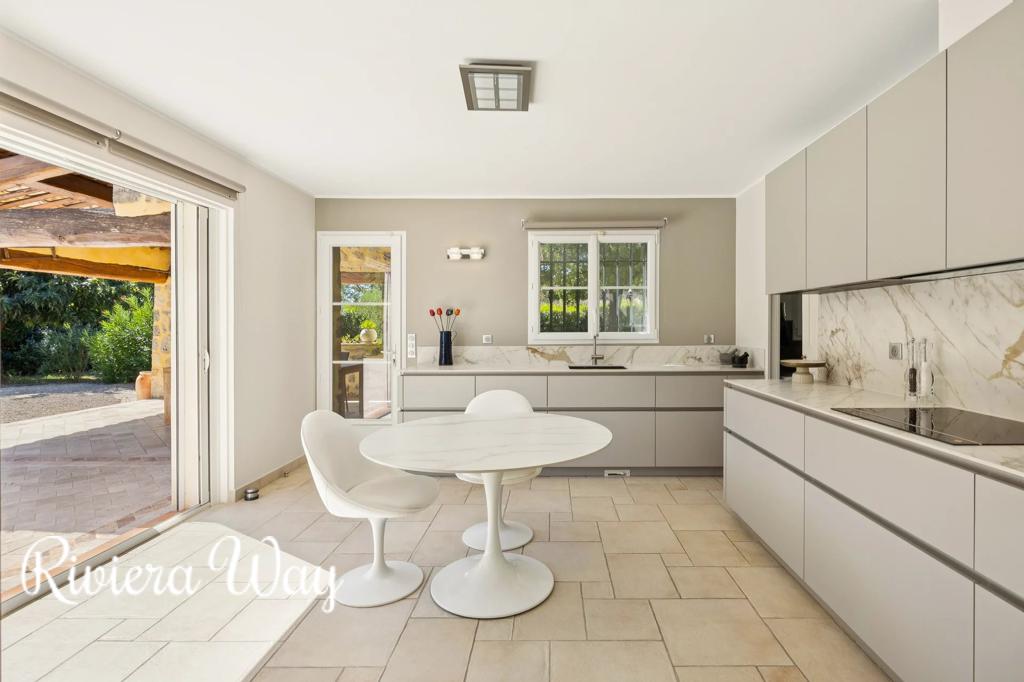 6 room villa in Fayence, photo #6, listing #104187174