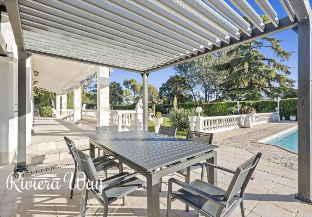 6 room villa in Mougins, photo #2, listing #105091560