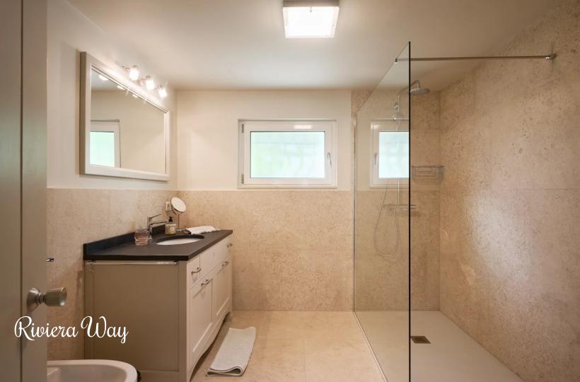 Villa in La Croix-Valmer, 280 m², photo #10, listing #104698356