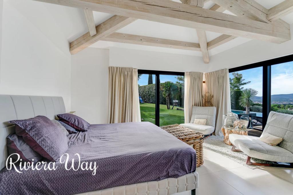 6 room villa in Grimaud, photo #6, listing #104480418