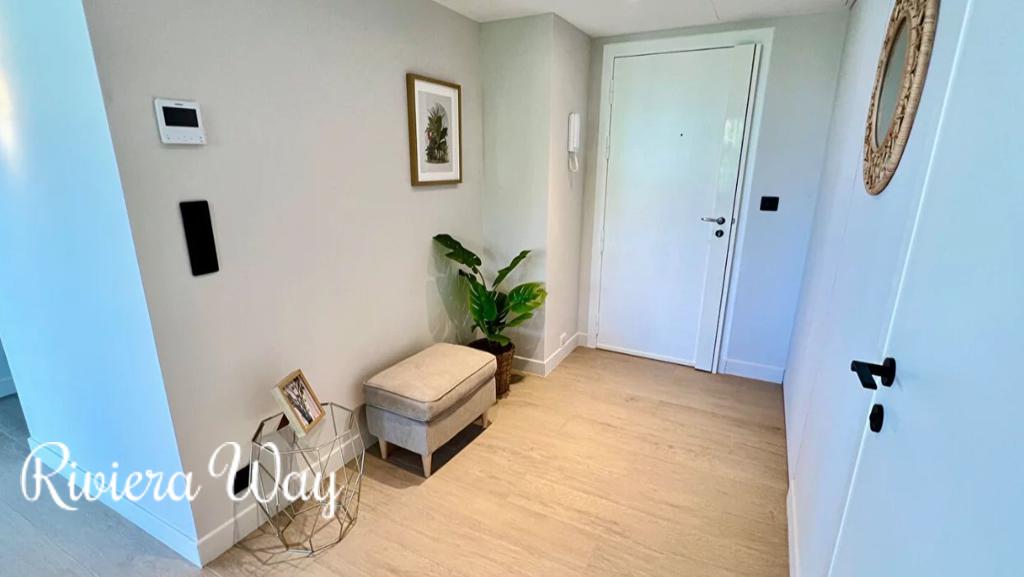 3 room apartment in Antibes, photo #7, listing #103465950