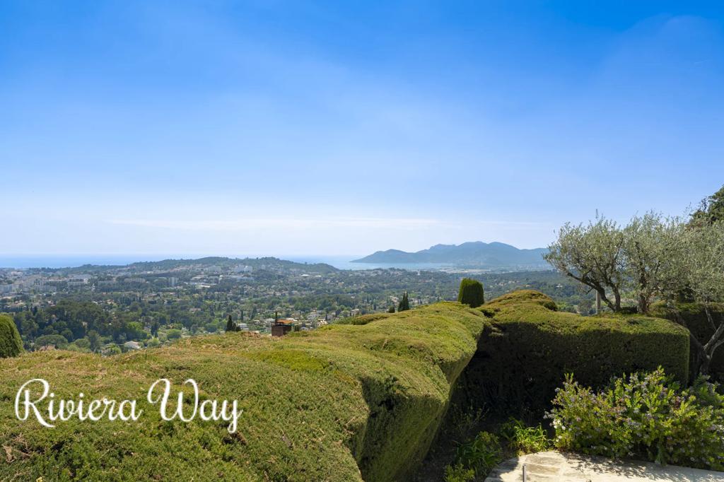 6 room villa in Mougins, photo #3, listing #106259916