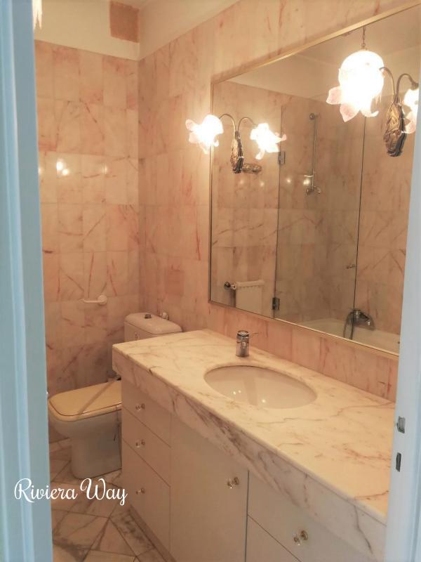 Apartment in Cannes, 94 m², photo #3, listing #80939670
