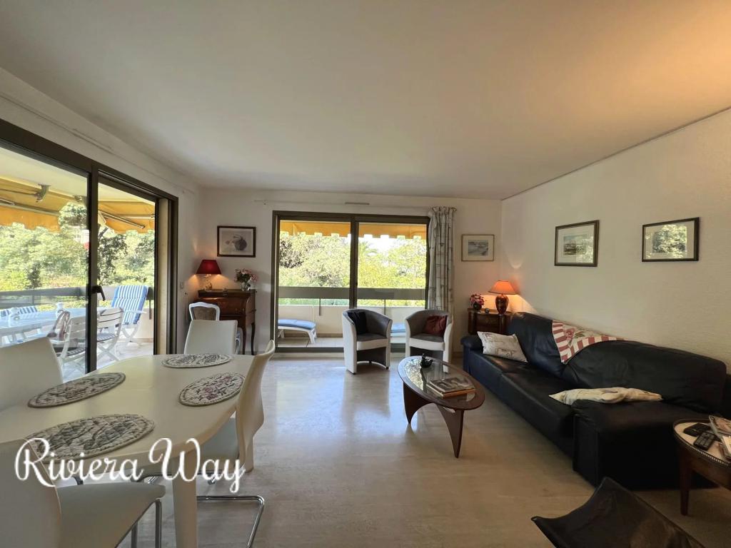 3 room apartment in Juan-les-Pins, photo #9, listing #95630220