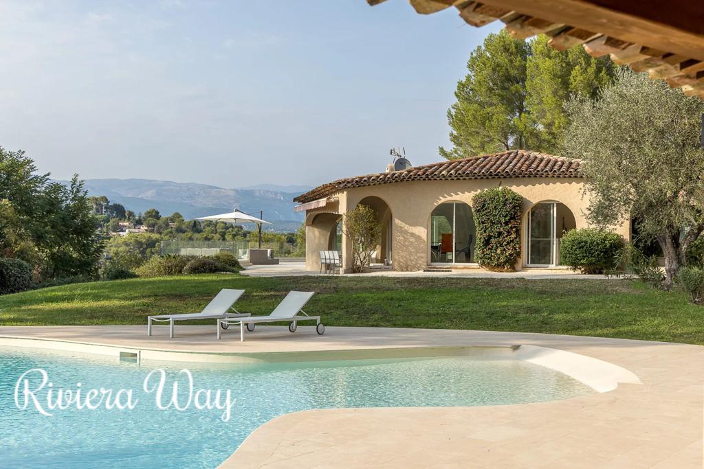 10 room villa in Muan-Sarthe, photo #3, listing #95508840