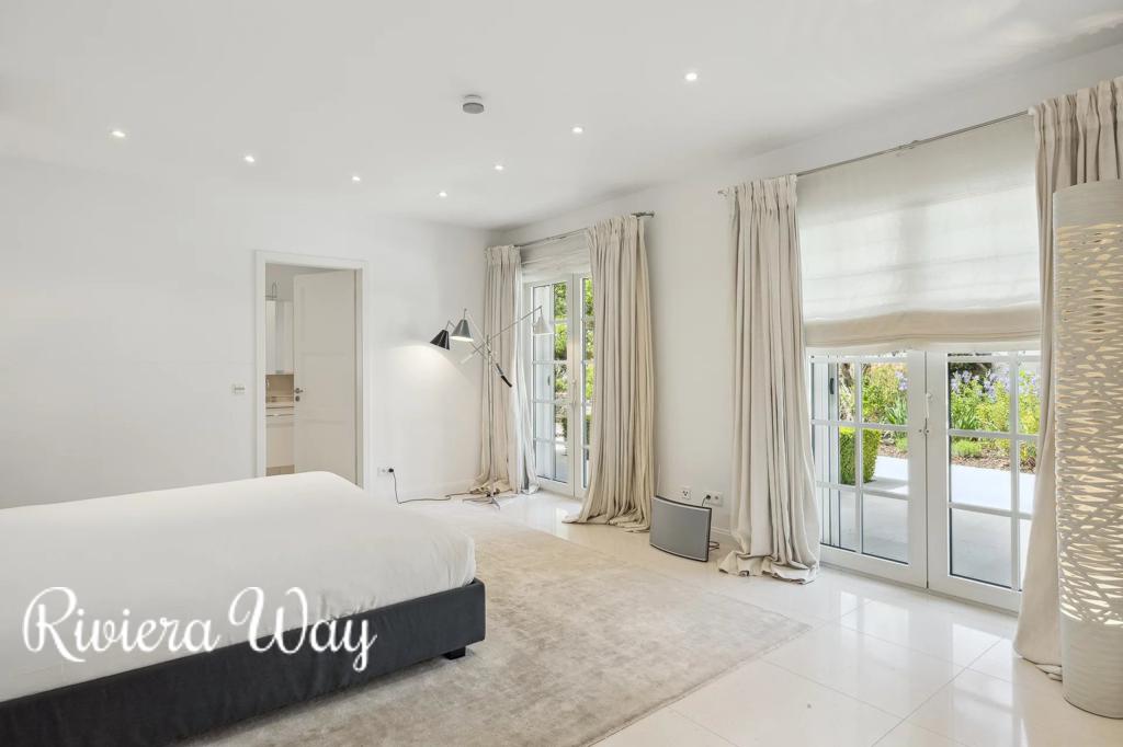 6 room villa in Fayence, photo #6, listing #102971190