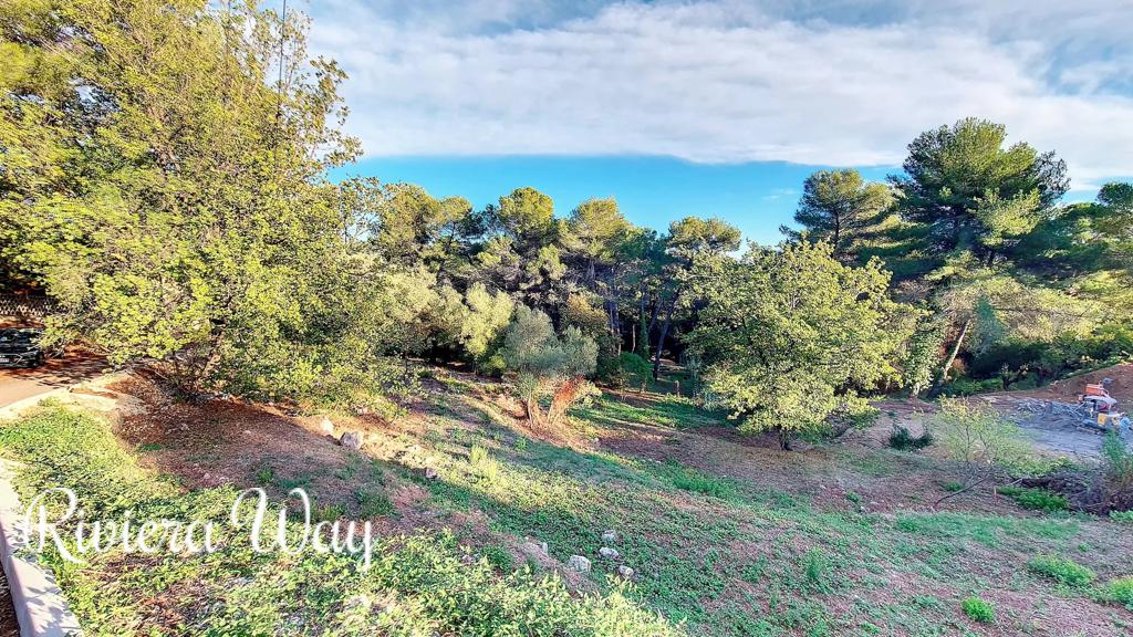 Development land in Mougins, photo #2, listing #91454622
