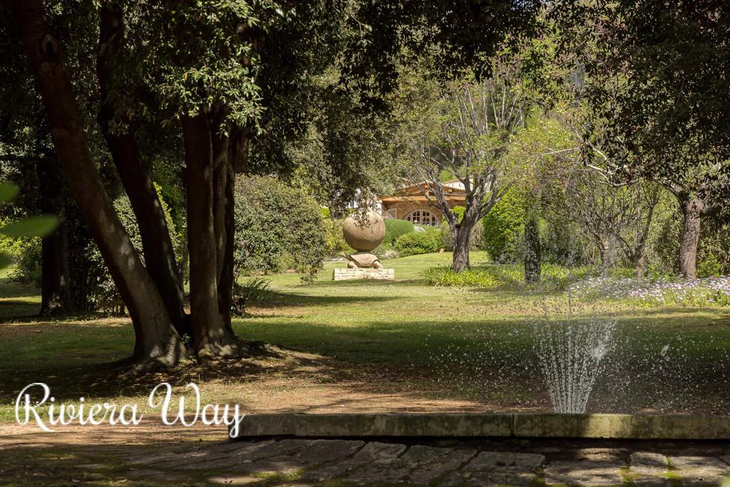 9 room villa in La Colle-sur-Loup, photo #4, listing #102989502