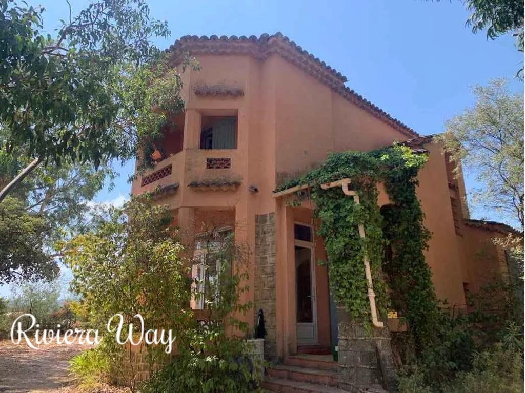 5 room villa in Grimaud, photo #3, listing #94932264