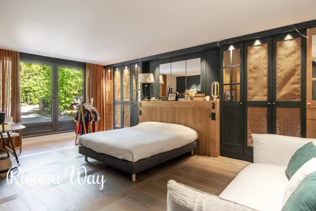 7 room villa in Mougins, photo #2, listing #103121466