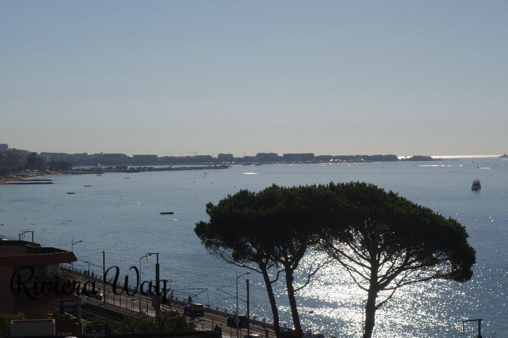 Apartment in Cannes, 56 m², photo #7, listing #80883054
