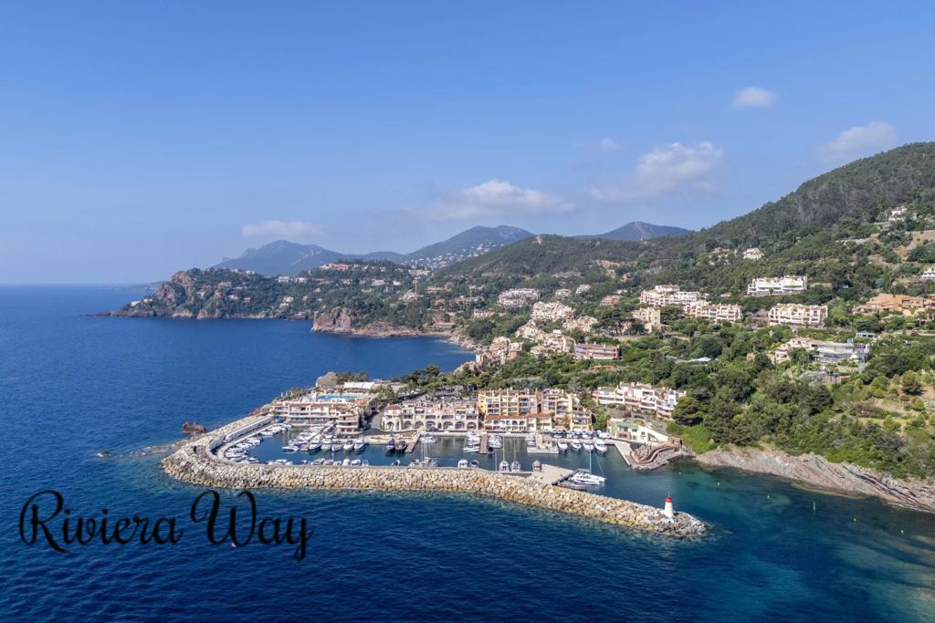 3 room apartment in Theoule-sur-Mer, photo #4, listing #103589472