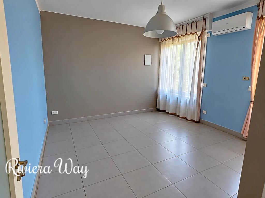 5 room apartment in Californie - Pezou, photo #6, listing #106789158