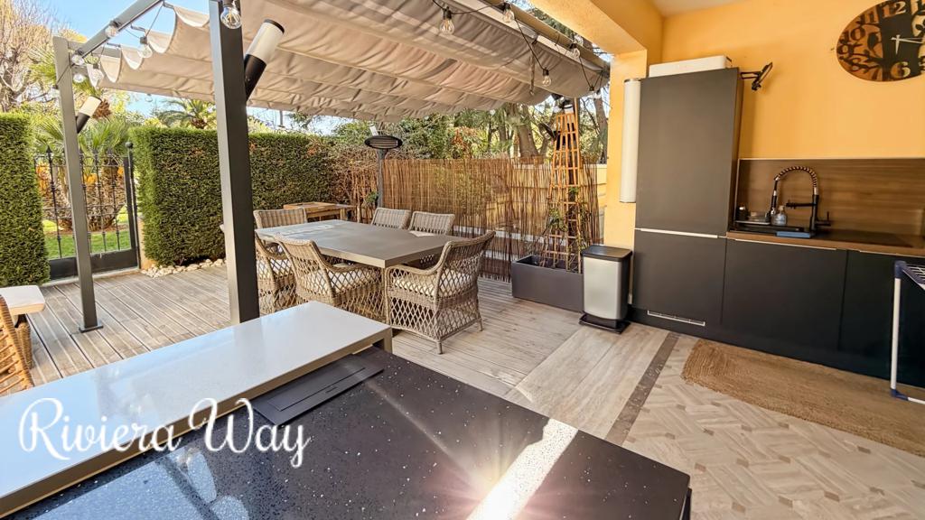 3 room apartment in Cannes, photo #4, listing #105088704