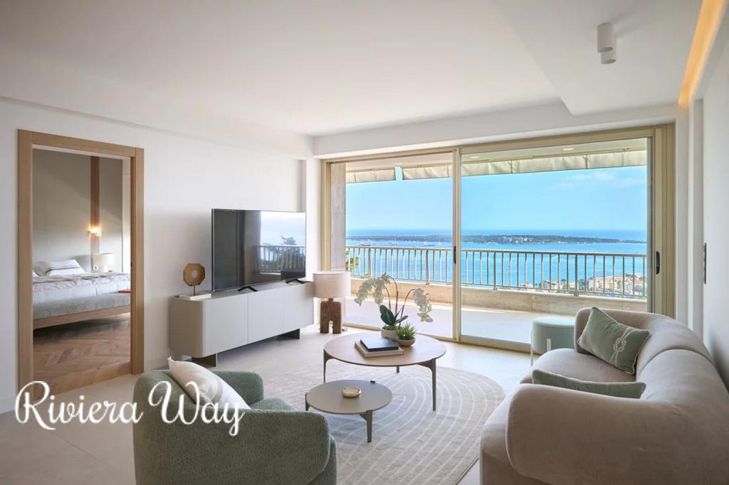 4 room apartment in Cannes, photo #7, listing #103908924
