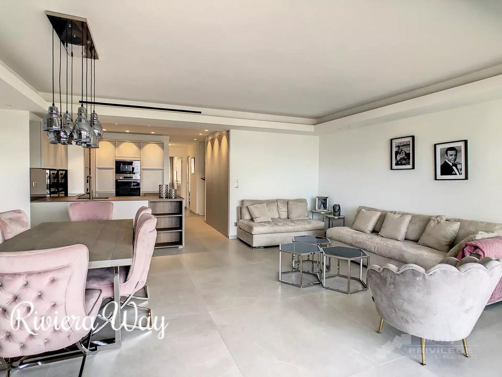 3 room apartment in Cannes, photo #8, listing #97215090