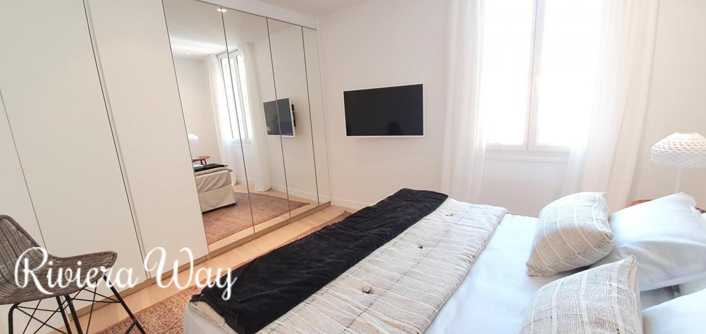 4 room apartment in Cannes, photo #9, listing #83427792