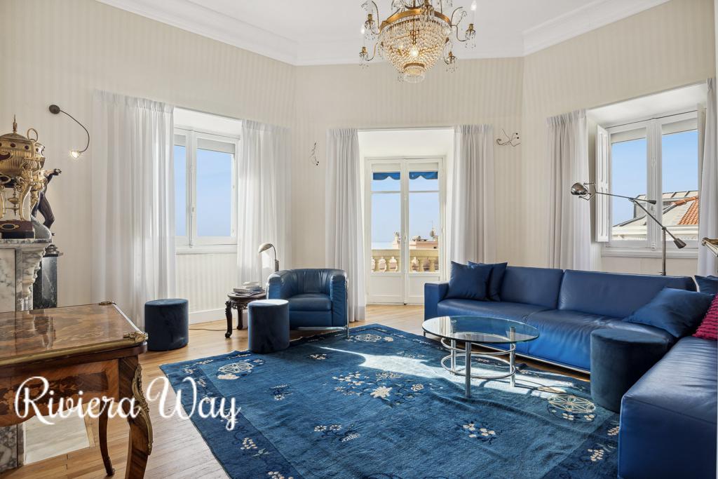 5 room apartment in Menton, photo #5, listing #93069144