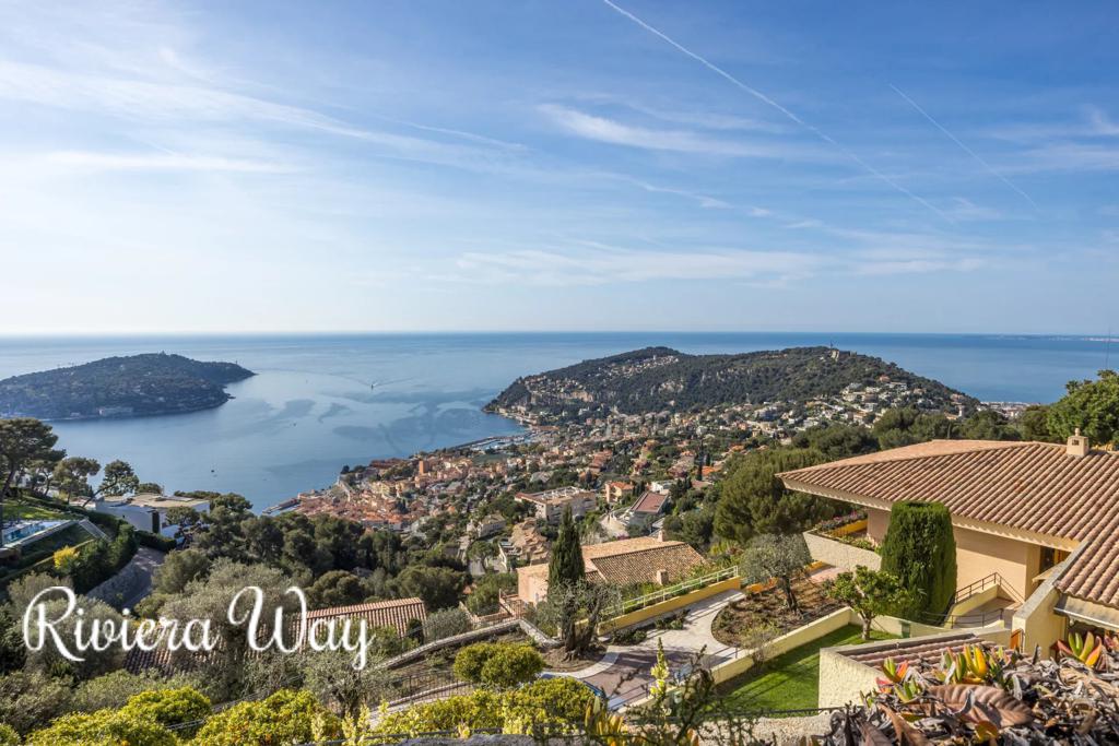 Villa in Villefranche-sur-Mer, photo #1, listing #102866148