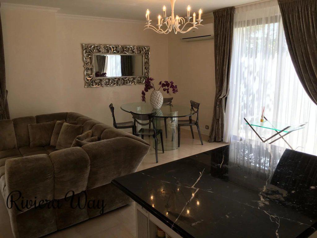 Villa in Villeneuve-Loubet, 230 m², photo #5, listing #106035846