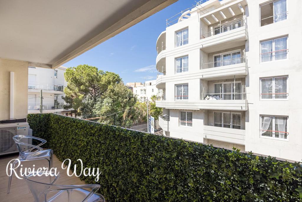 4 room apartment in Juan-les-Pins, photo #5, listing #103787922