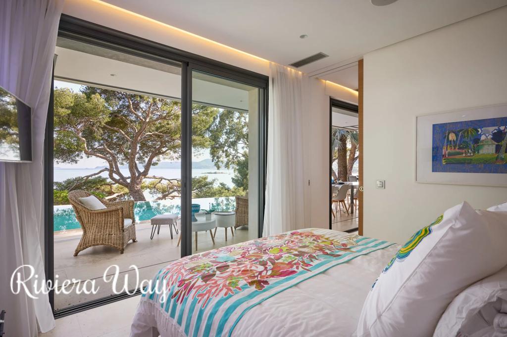 7 room villa in Le Lavandou, photo #6, listing #103109706