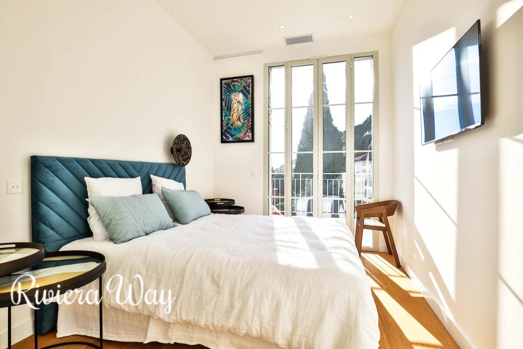 7 room villa in Villefranche-sur-Mer, photo #9, listing #92533770