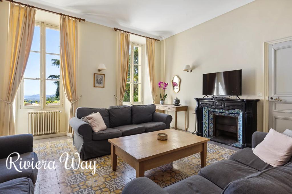 23 room villa in Grasse, photo #9, listing #99657054