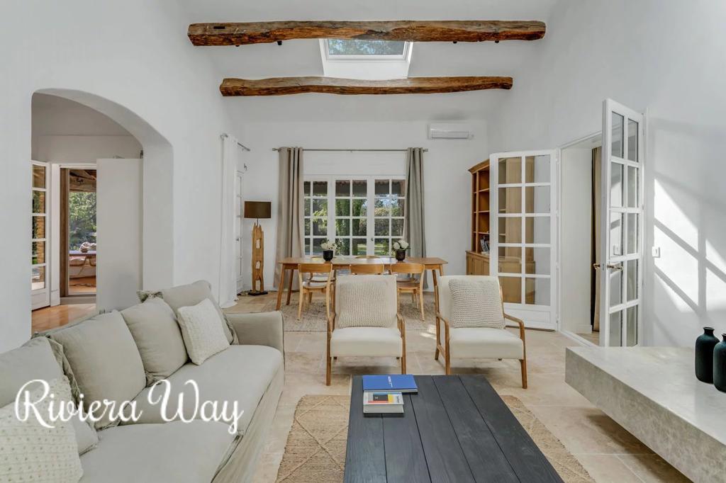 6 room villa in Grimaud, photo #6, listing #105868896