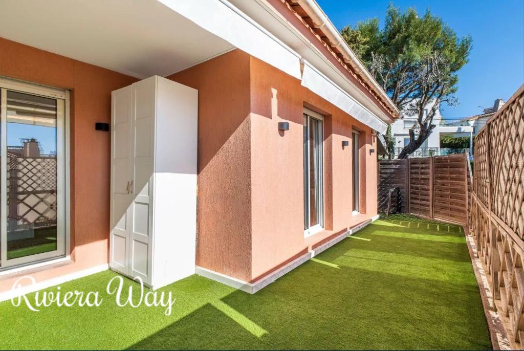 5 room apartment in Villefranche-sur-Mer, photo #6, listing #103229028